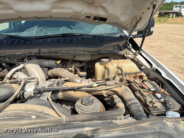 image for item ER1821 2020 Ford F450 Super Duty Crew Cab utility / service truck
