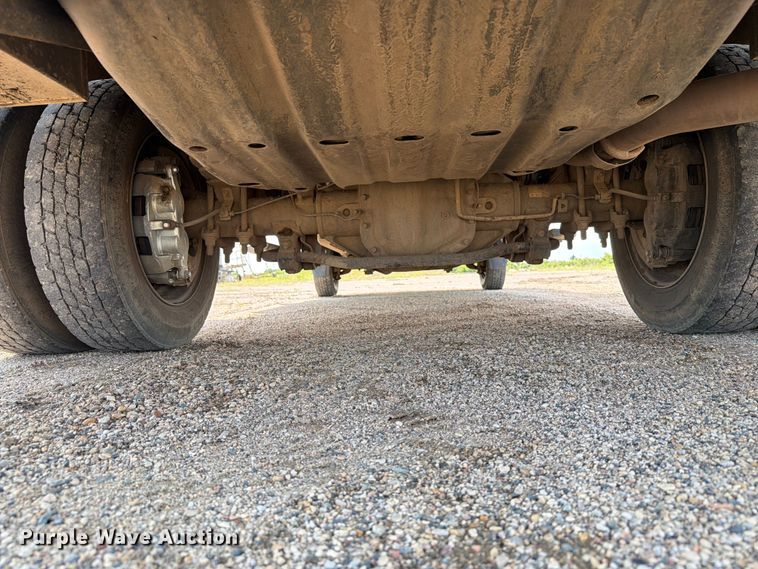 image for item ER1821 2020 Ford F450 Super Duty Crew Cab utility / service truck