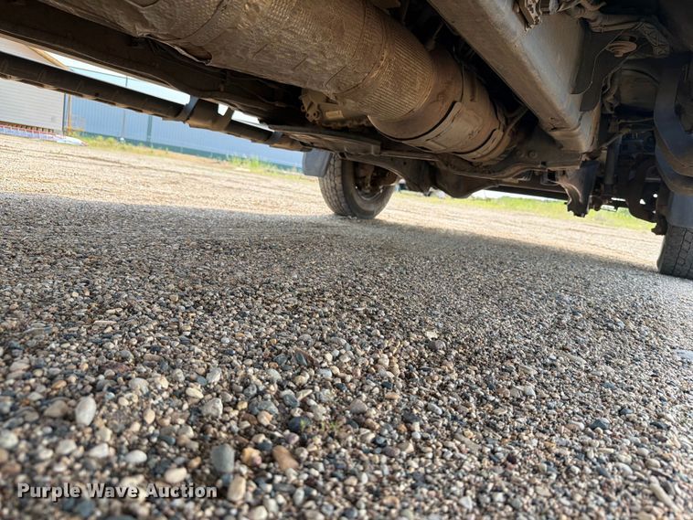 image for item ER1821 2020 Ford F450 Super Duty Crew Cab utility / service truck