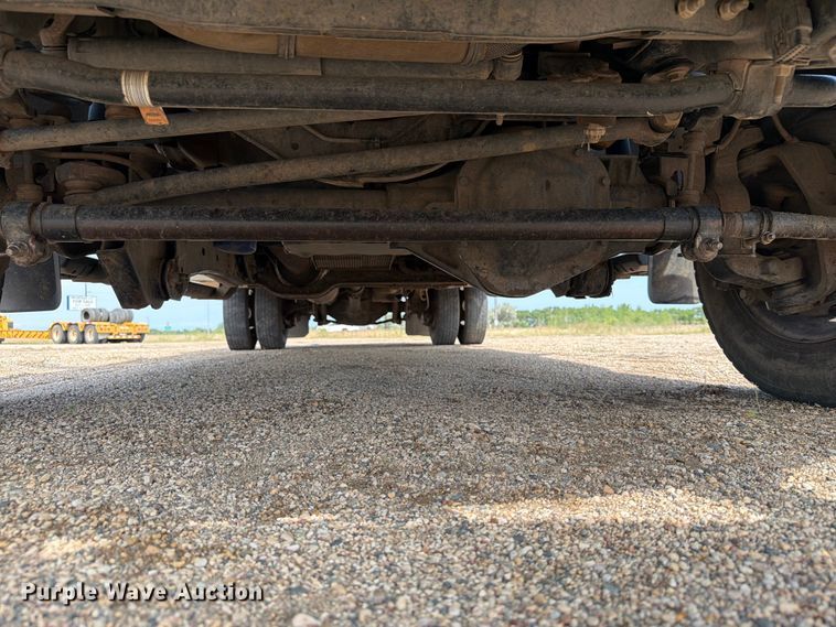 image for item ER1821 2020 Ford F450 Super Duty Crew Cab utility / service truck