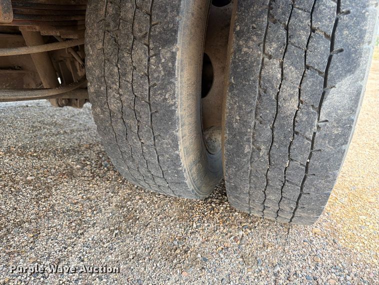 image for item ER1821 2020 Ford F450 Super Duty Crew Cab utility / service truck