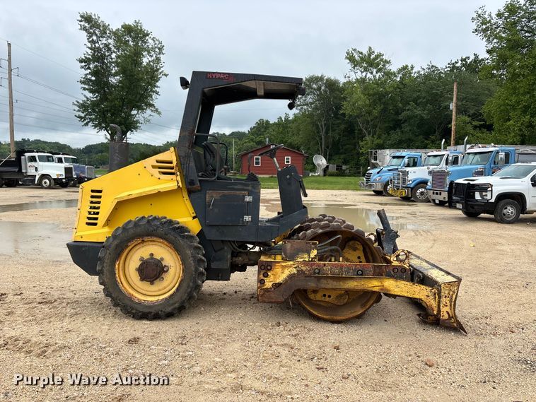 image for item ER3058 HyPac C812C single drum padfoot vibratory roller compactor