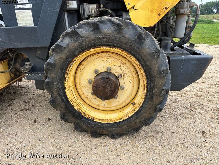 image for item ER3058 HyPac C812C single drum padfoot vibratory roller compactor