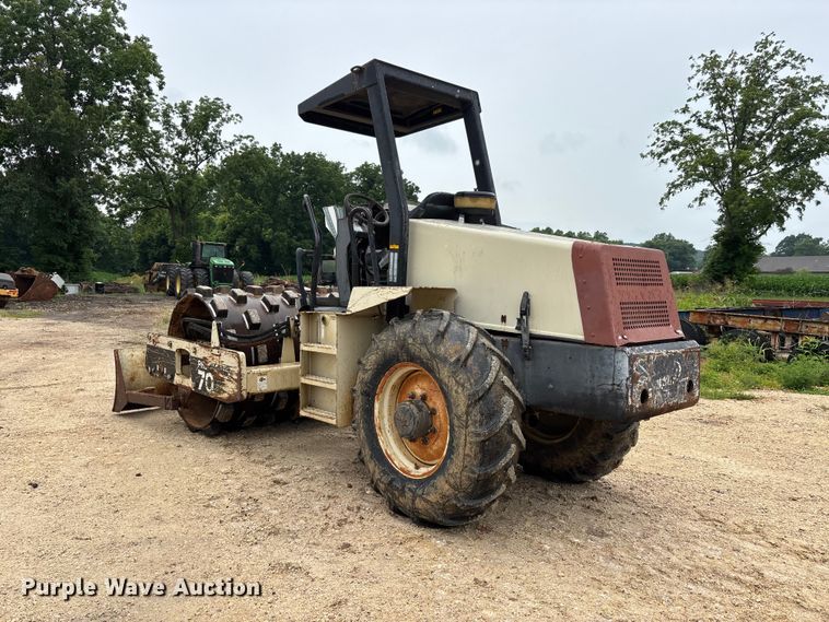 image for item ER3059 2002 Ingersoll Rand SD-70F Pro Pac single drum padfoot vibratory roller compactor