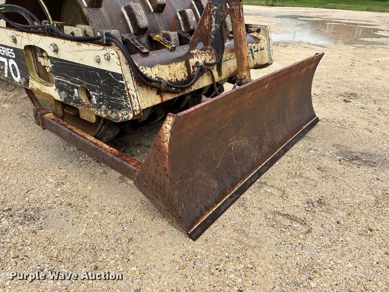 image for item ER3059 2002 Ingersoll Rand SD-70F Pro Pac single drum padfoot vibratory roller compactor