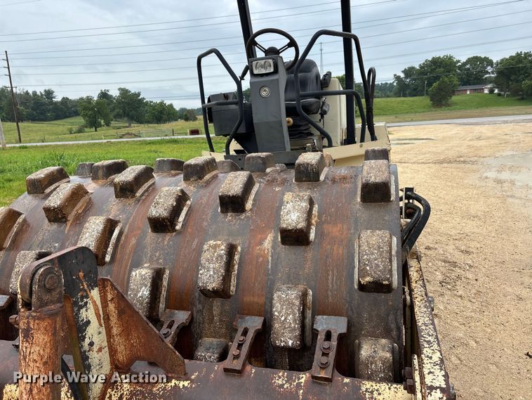 image for item ER3059 2002 Ingersoll Rand SD-70F Pro Pac single drum padfoot vibratory roller compactor