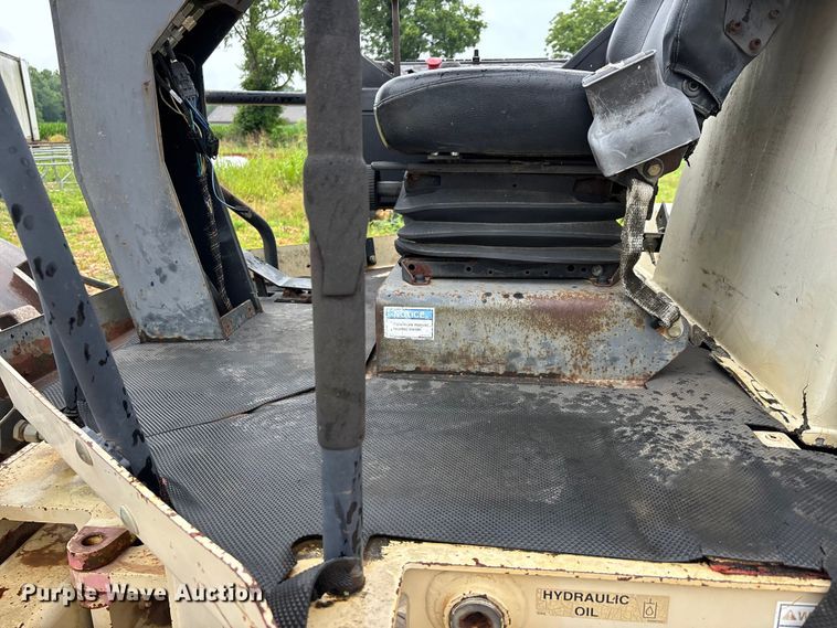 image for item ER3059 2002 Ingersoll Rand SD-70F Pro Pac single drum padfoot vibratory roller compactor