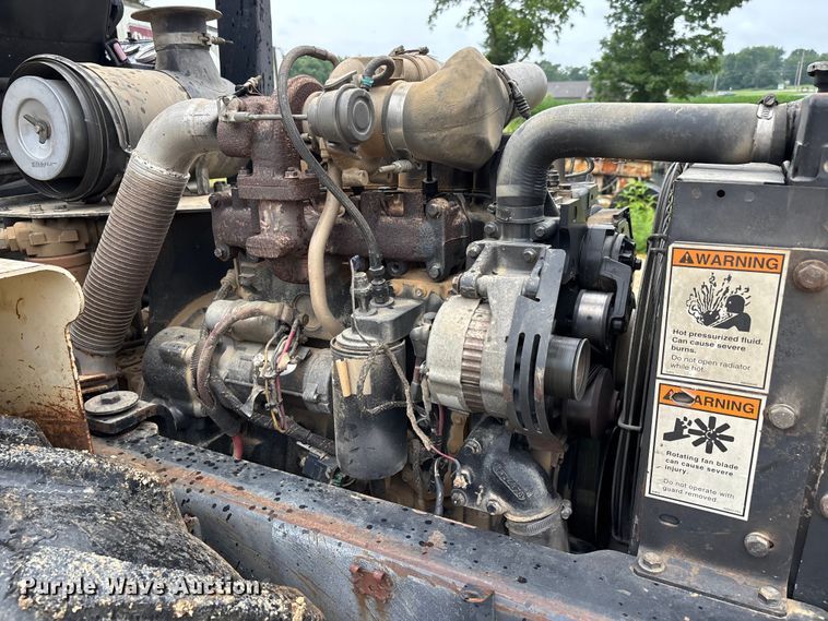image for item ER3059 2002 Ingersoll Rand SD-70F Pro Pac single drum padfoot vibratory roller compactor