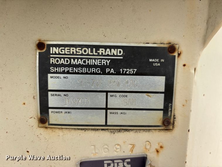 image for item ER3059 2002 Ingersoll Rand SD-70F Pro Pac single drum padfoot vibratory roller compactor