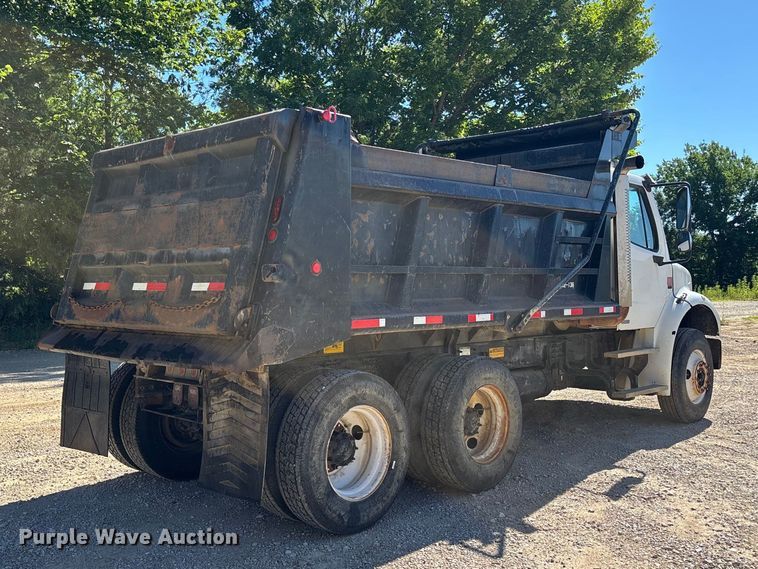 image for item ER3062 2005 Freightliner Business Class M2 dump truck