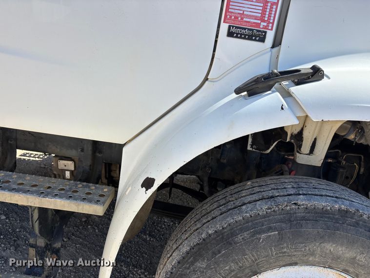 image for item ER3062 2005 Freightliner Business Class M2 dump truck