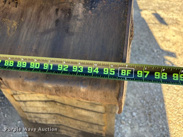 image for item ER3062 2005 Freightliner Business Class M2 dump truck