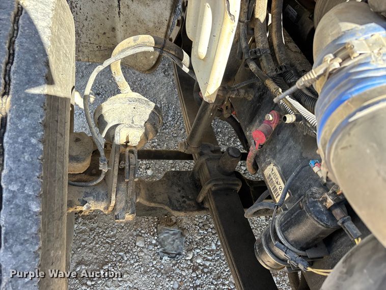 image for item ER3062 2005 Freightliner Business Class M2 dump truck