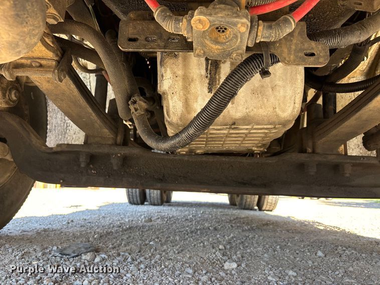 image for item ER3062 2005 Freightliner Business Class M2 dump truck