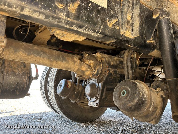 image for item ER3062 2005 Freightliner Business Class M2 dump truck