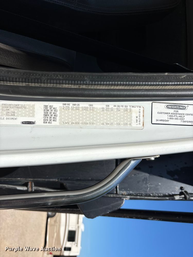 image for item ER3062 2005 Freightliner Business Class M2 dump truck