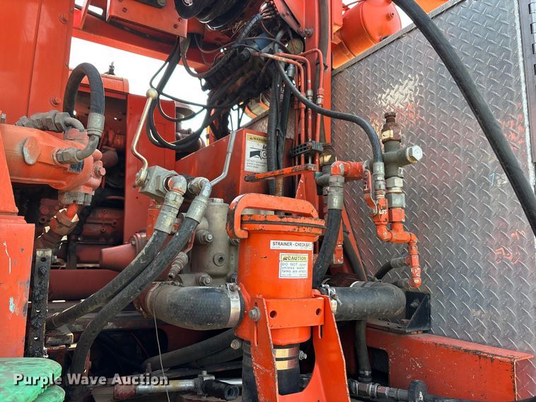image for item ER3072 2007 Sterling L7500 hydrovac truck