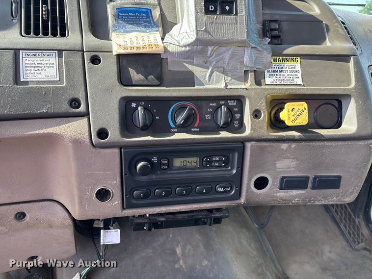 image for item ER3072 2007 Sterling L7500 hydrovac truck