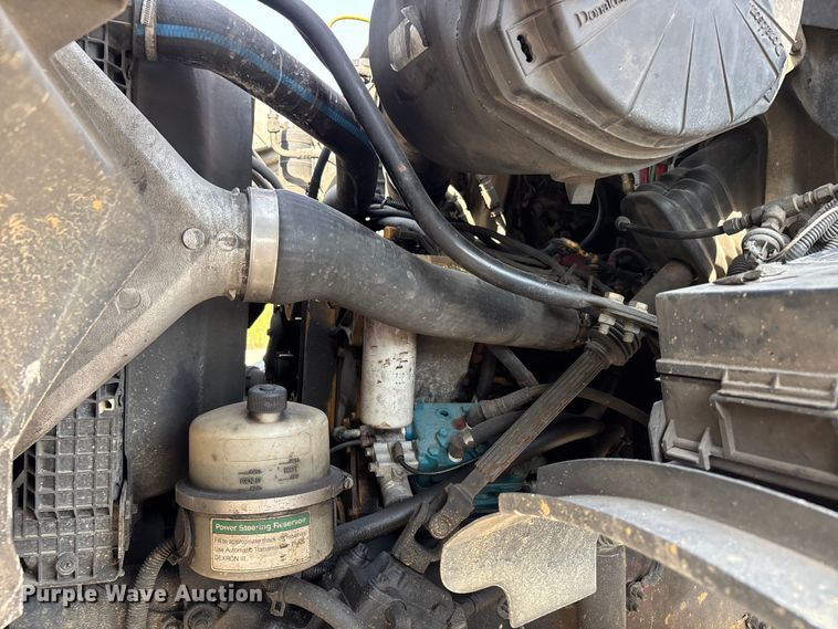 image for item ER3072 2007 Sterling L7500 hydrovac truck