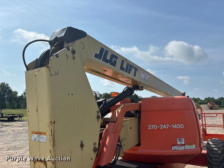image for item ER3073 2012 JLG 600AJ boom lift