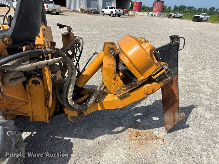 image for item ER3076 1995 Case 460 cable plow