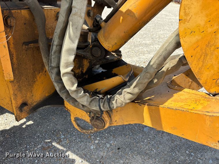 image for item ER3076 1995 Case 460 cable plow
