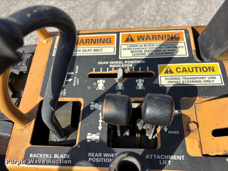 image for item ER3076 1995 Case 460 cable plow