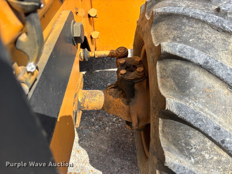 image for item ER3076 1995 Case 460 cable plow