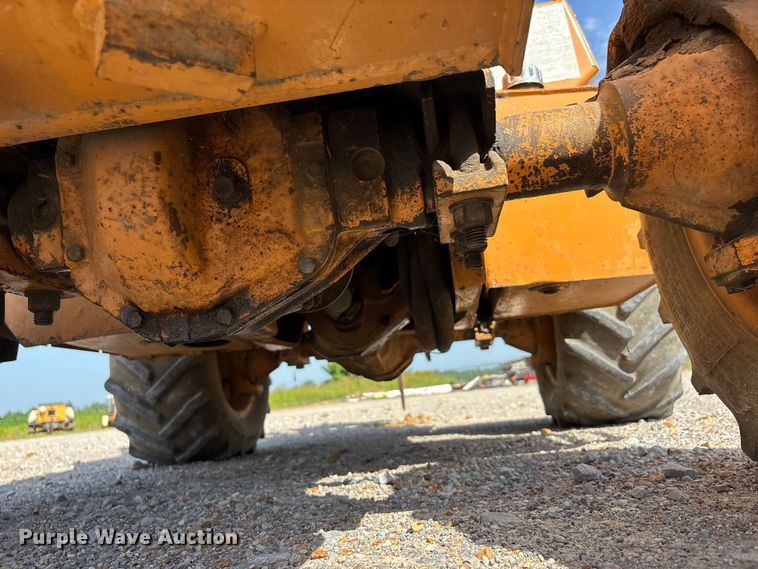 image for item ER3076 1995 Case 460 cable plow