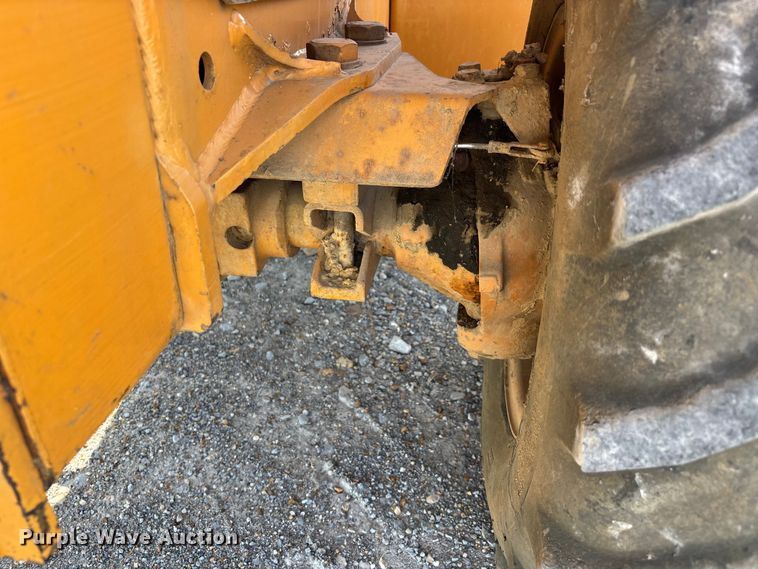 image for item ER3076 1995 Case 460 cable plow