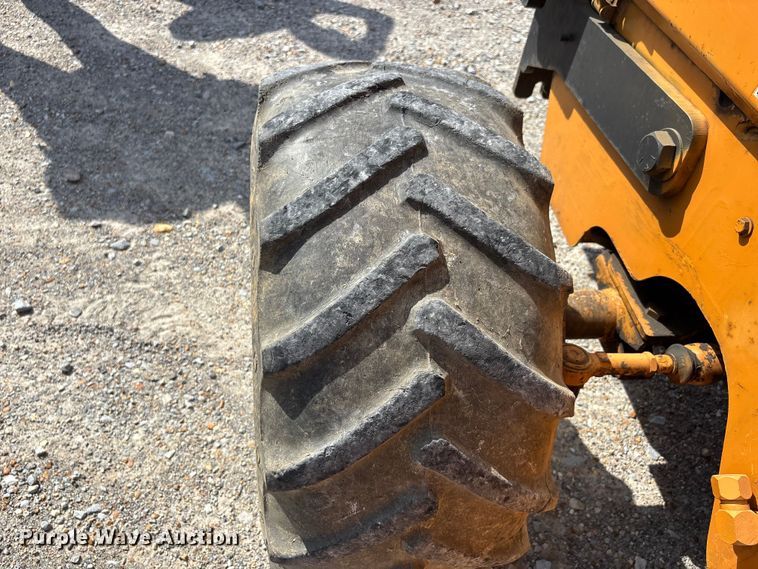image for item ER3076 1995 Case 460 cable plow