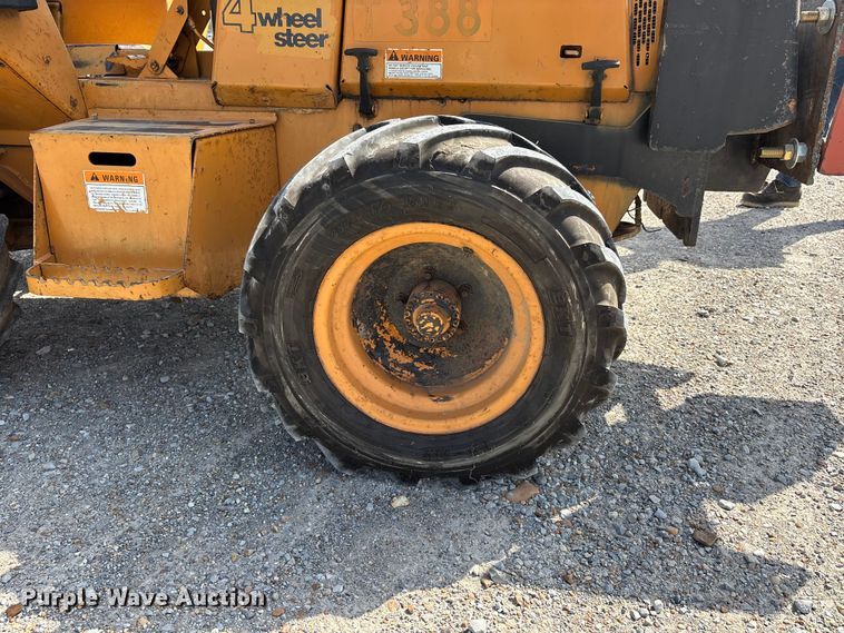 image for item ER3076 1995 Case 460 cable plow