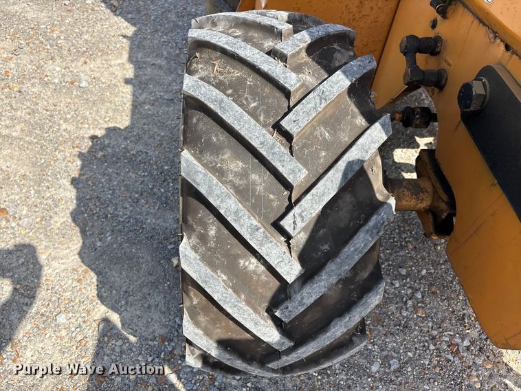 image for item ER3076 1995 Case 460 cable plow
