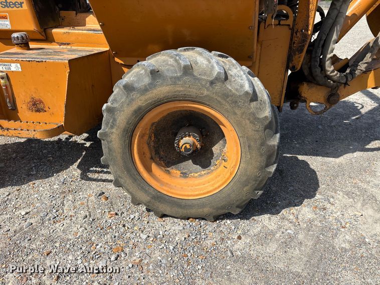 image for item ER3076 1995 Case 460 cable plow