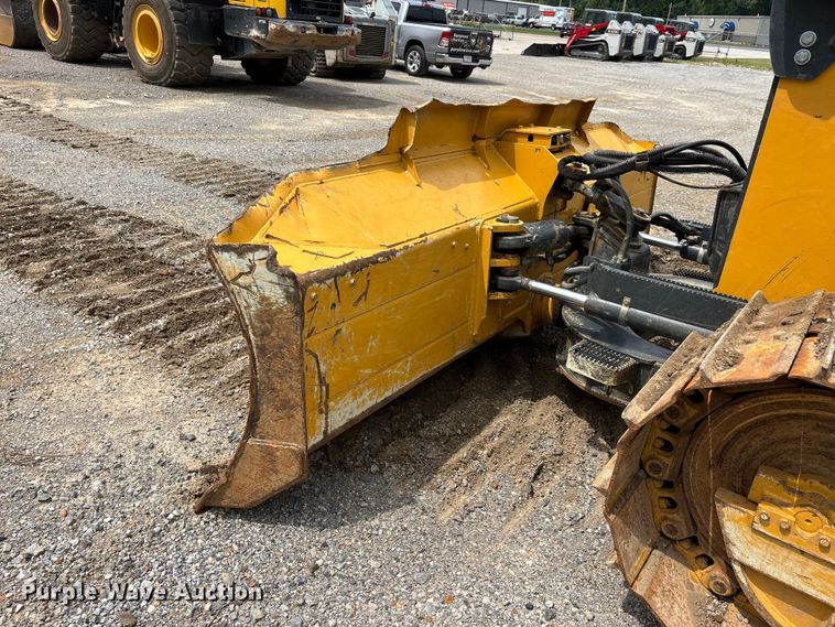 image for item ER3102 2023 John Deere 650 P-Tier dozer
