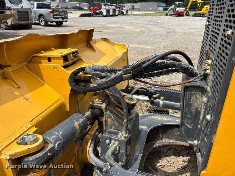 image for item ER3102 2023 John Deere 650 P-Tier dozer