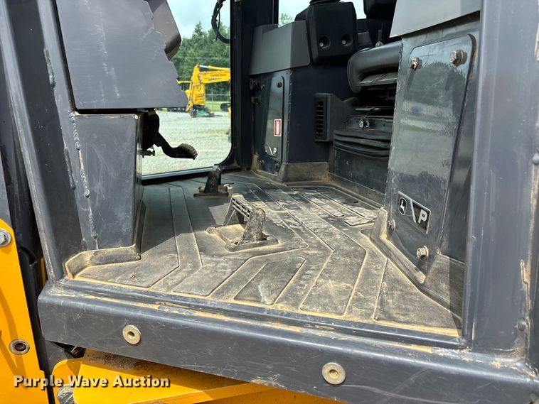 image for item ER3102 2023 John Deere 650 P-Tier dozer