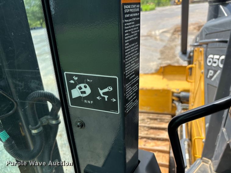 image for item ER3102 2023 John Deere 650 P-Tier dozer