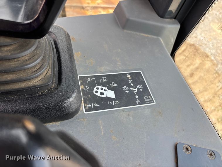 image for item ER3102 2023 John Deere 650 P-Tier dozer