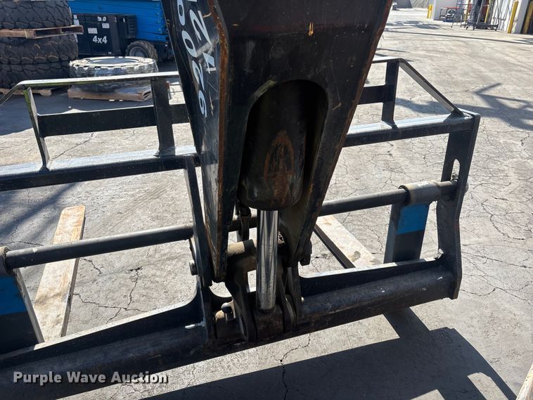 image for item ER7672 2013 JLG G12-55A telehandler