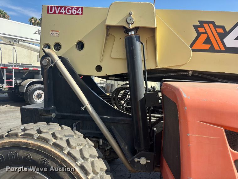 image for item ER7672 2013 JLG G12-55A telehandler