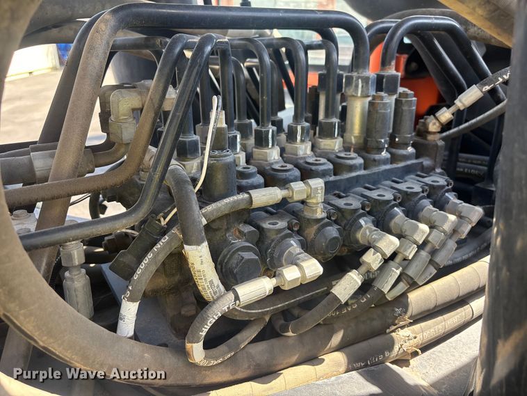 image for item ER7672 2013 JLG G12-55A telehandler