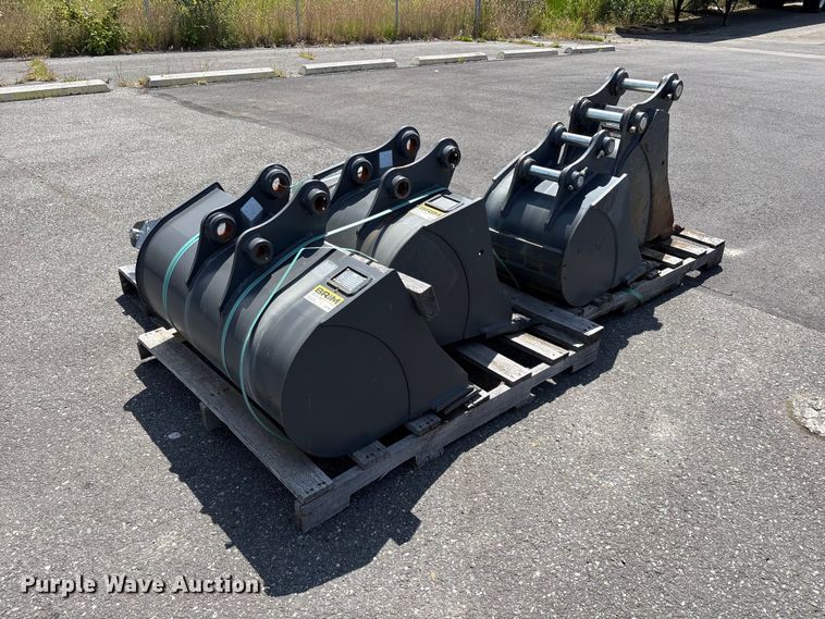 image for item ET0586 Excavator attachments