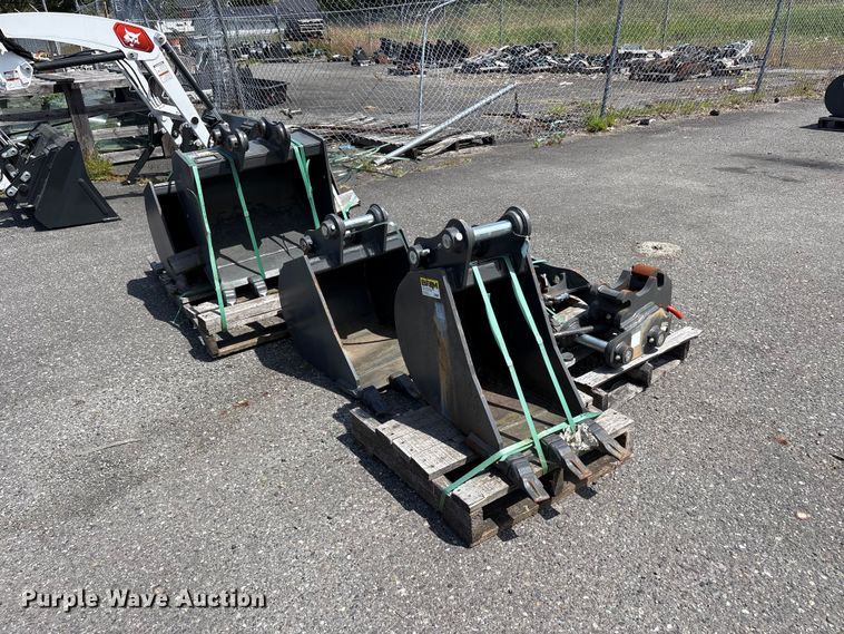image for item ET0587 Excavator attachments