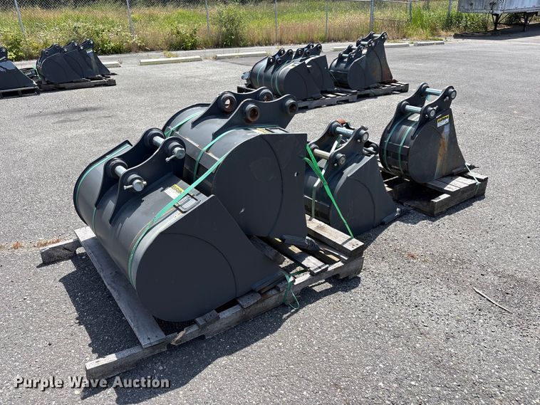 image for item ET0587 Excavator attachments