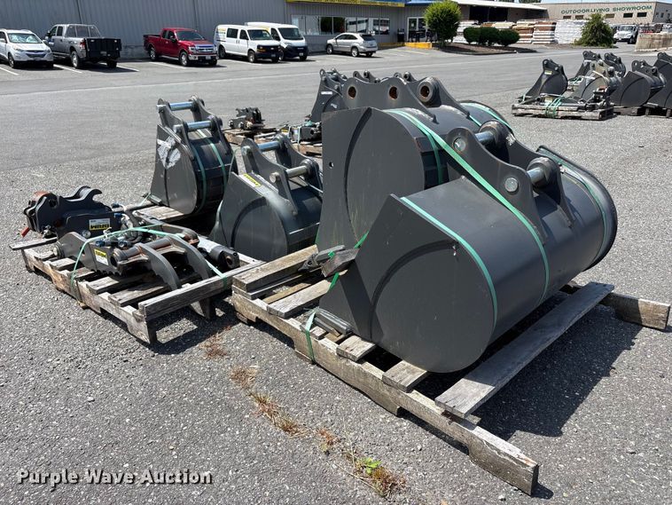 image for item ET0587 Excavator attachments