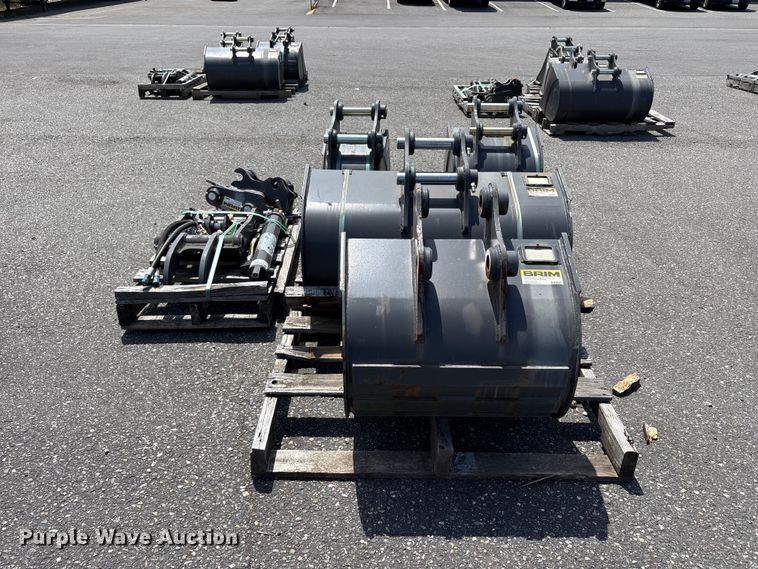 image for item ET0590 Excavator attachment