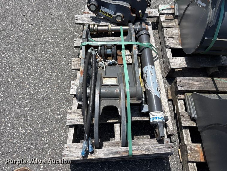 image for item ET0590 Excavator attachment