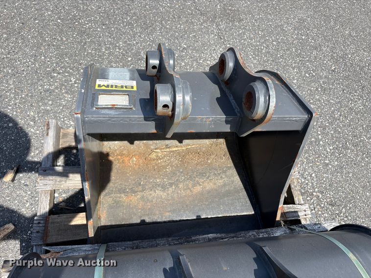 image for item ET0590 Excavator attachment