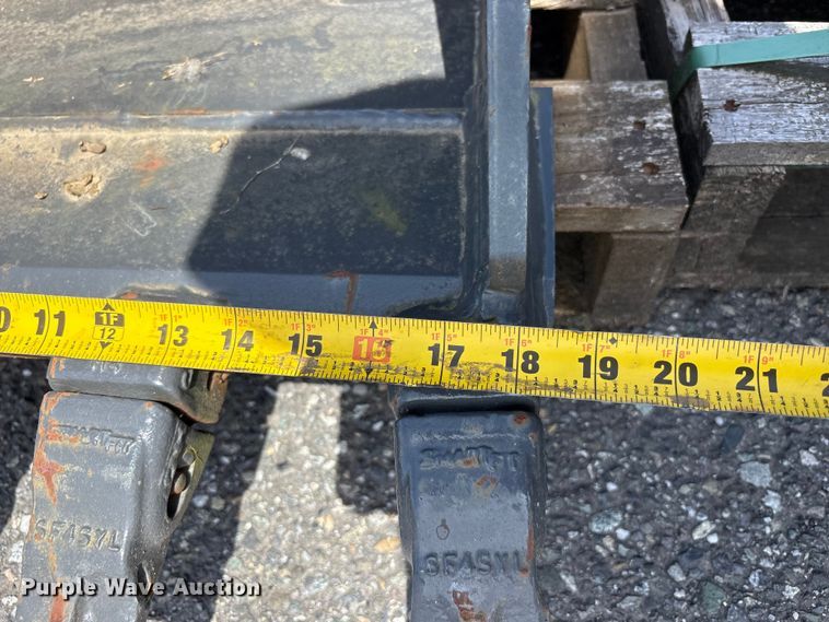 image for item ET0590 Excavator attachment